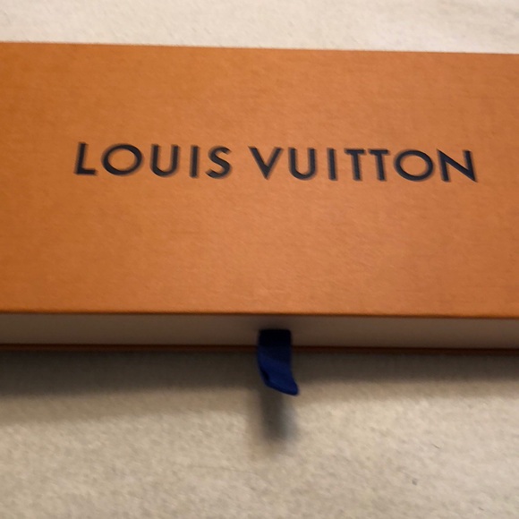 Louis Vuitton men’s slate gray/Black tie - Picture 5 of 8